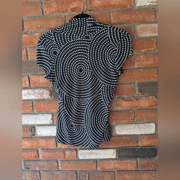 💥💥💥 Sale Vintage stretchy black white polka dot Size M runs small - Picture 6 of 6
